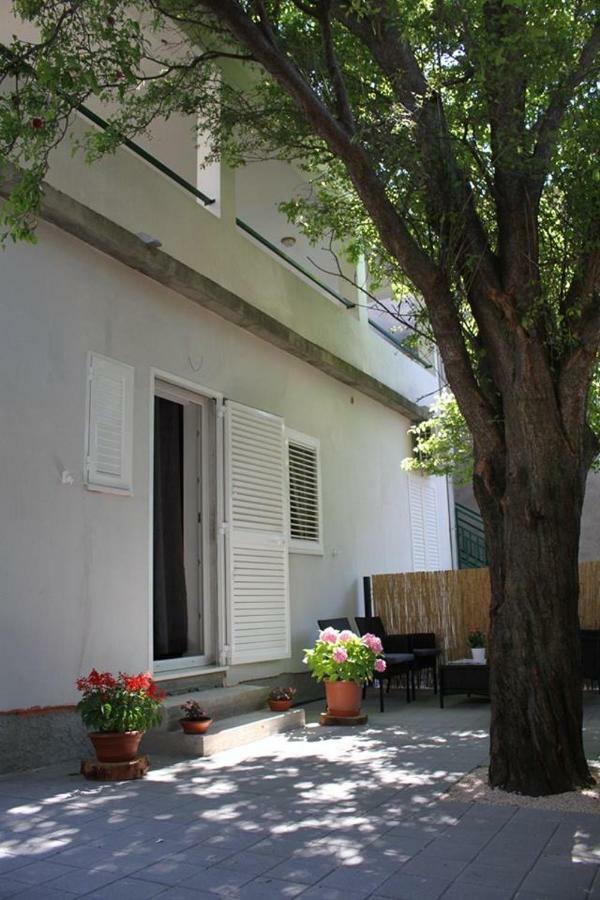 Apartments Holiday Baška Voda المظهر الخارجي الصورة