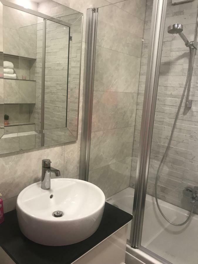Apartments Holiday Baška Voda المظهر الخارجي الصورة